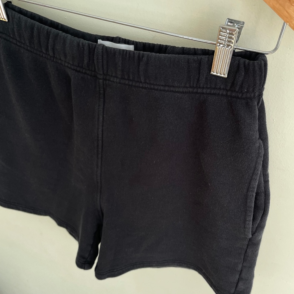 Mate the Label | High Rise Organic Cotton Fleece Sweat Short Black XS - Picture 2 of 8